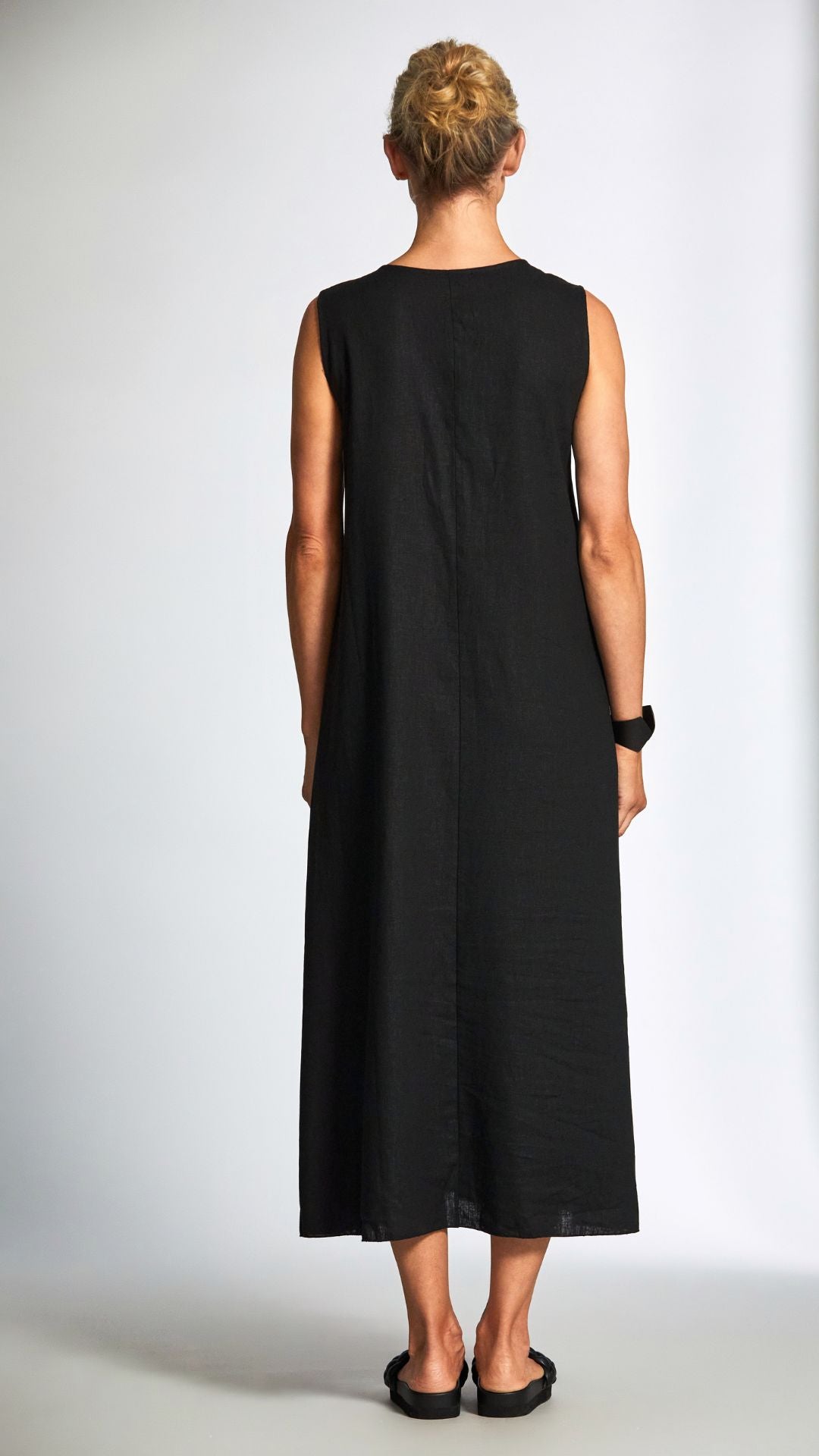 Peruzzi - Contrast Linen Dress