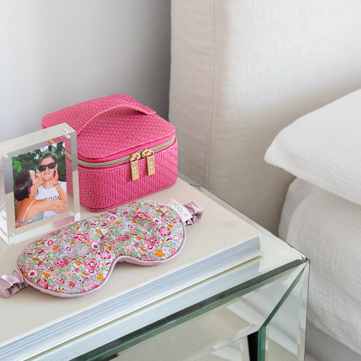 Herringbone Jewelry Cube