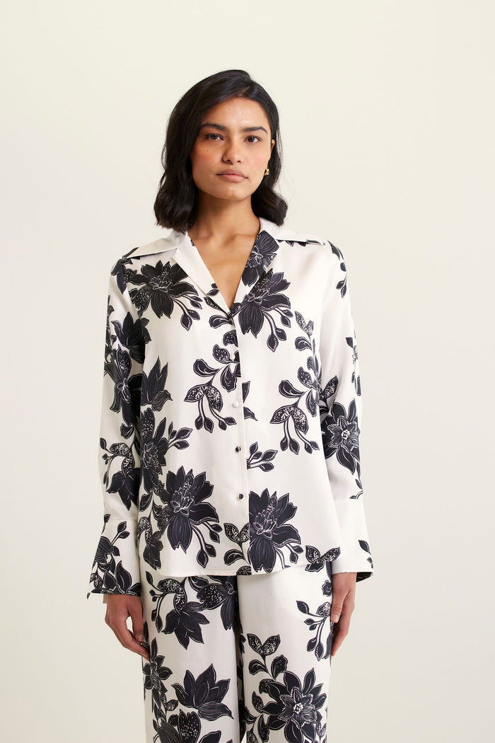 Alessandra - Classic Sabrina Silk Shirt