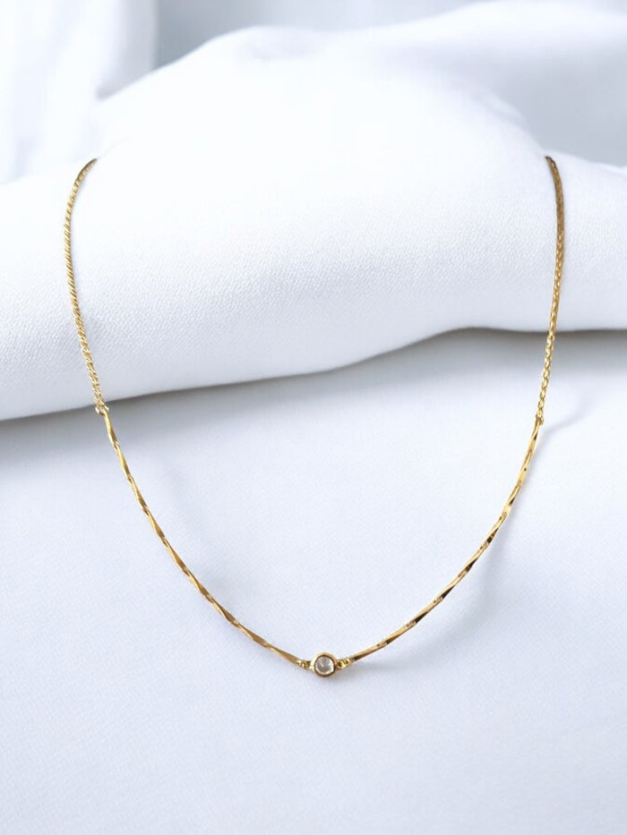Single Zirconia Necklace