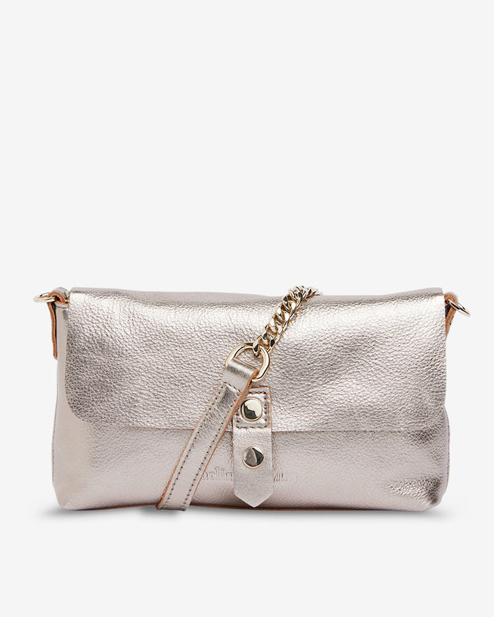 Arlington Milne Paige Wallet