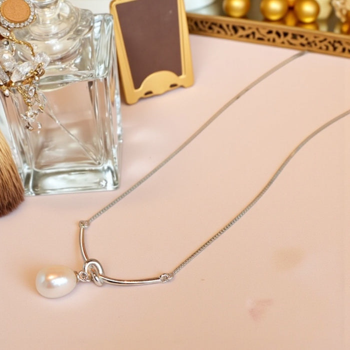 Silver or Gold Knot Freshwater Pearl Necklace 925 Silver