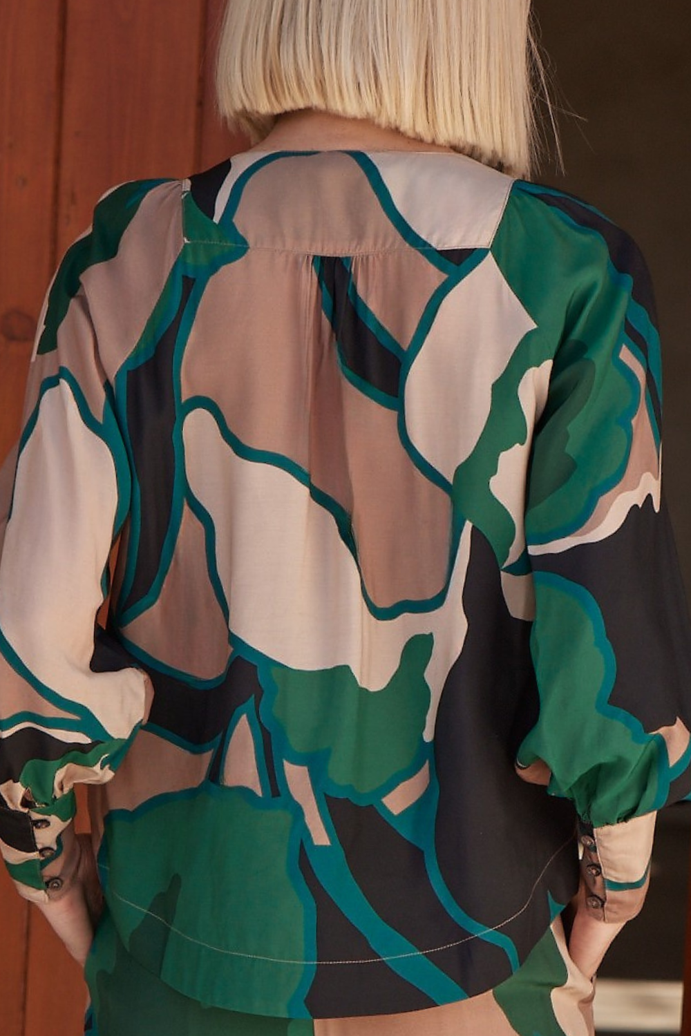 Zoe Kratzmann - Signal Top in Organic Botanic