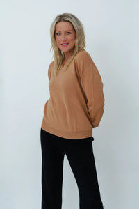 MerinoSnug - Alpaca Merino Wool Blend V-Neck Jumper in Camel