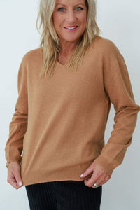 MerinoSnug - Alpaca Merino Wool Blend V-Neck Jumper in Camel