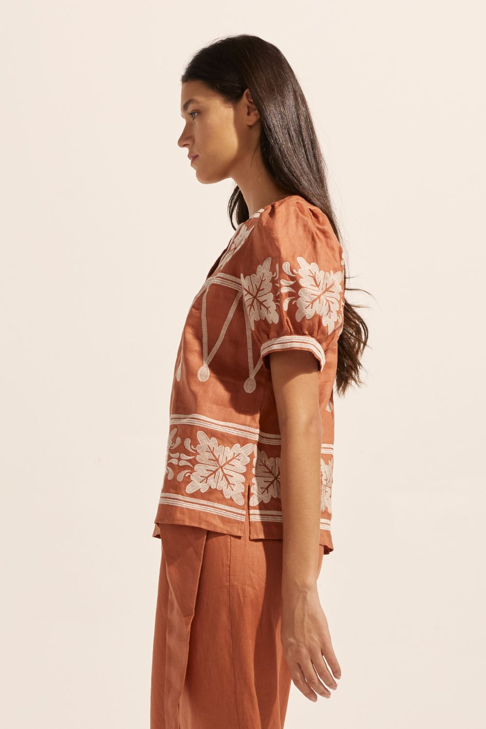 Venture Top