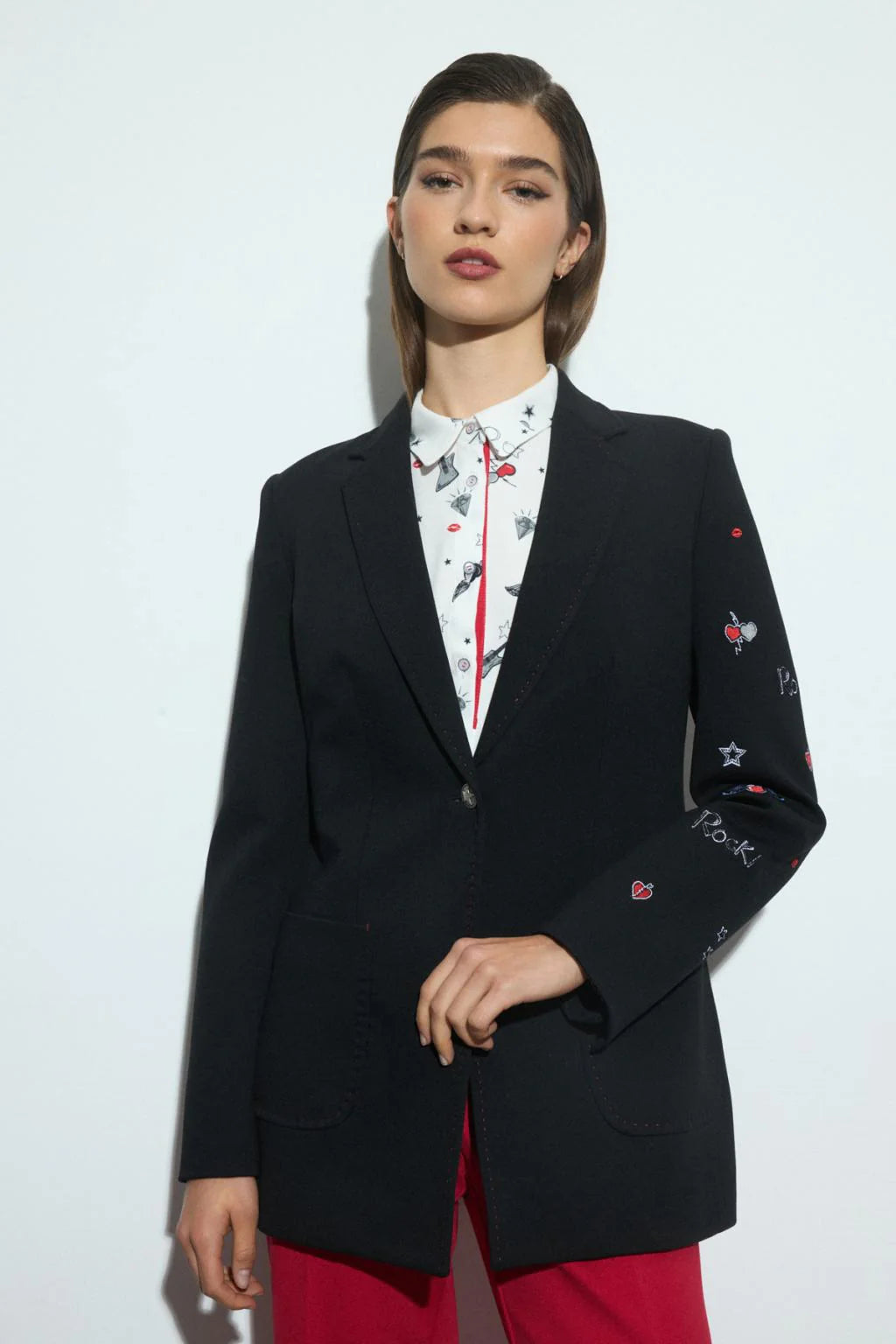 Americana Embroidered Rocker Detailed Blazer