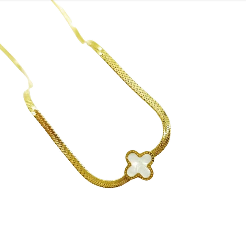 Clover Power Necklace - Gold & White