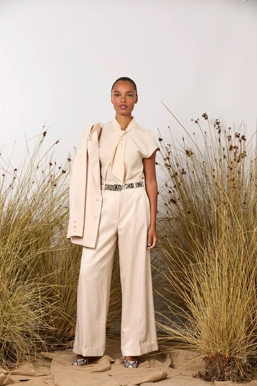MA. Dainty - Norah shirt