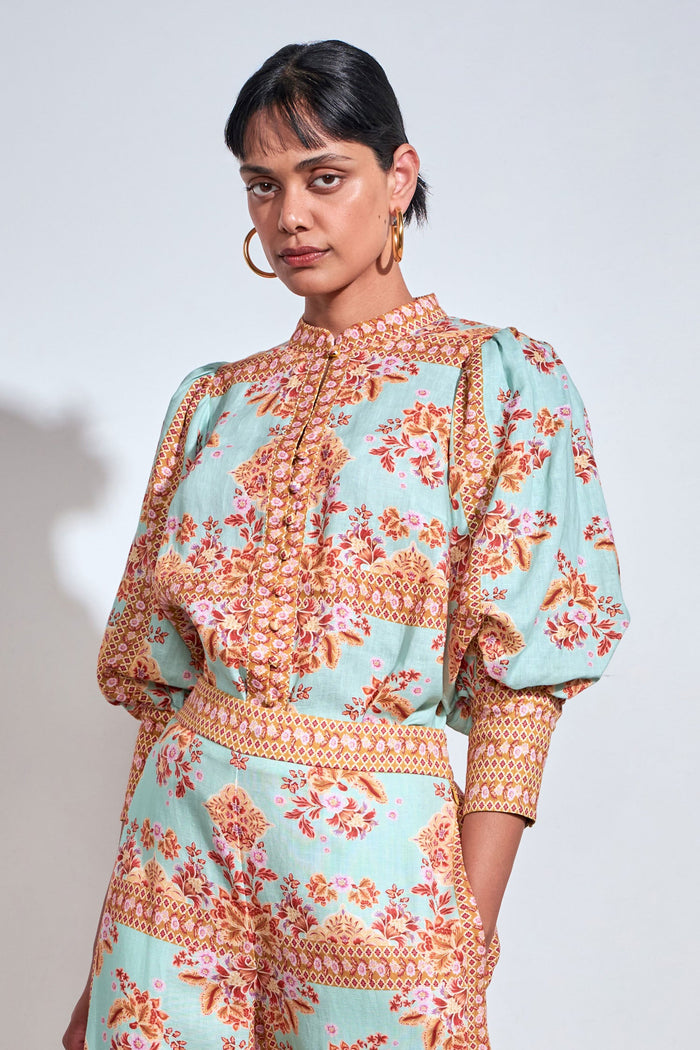 Zoe Kratzmann Proclaim Top in Spring Glow