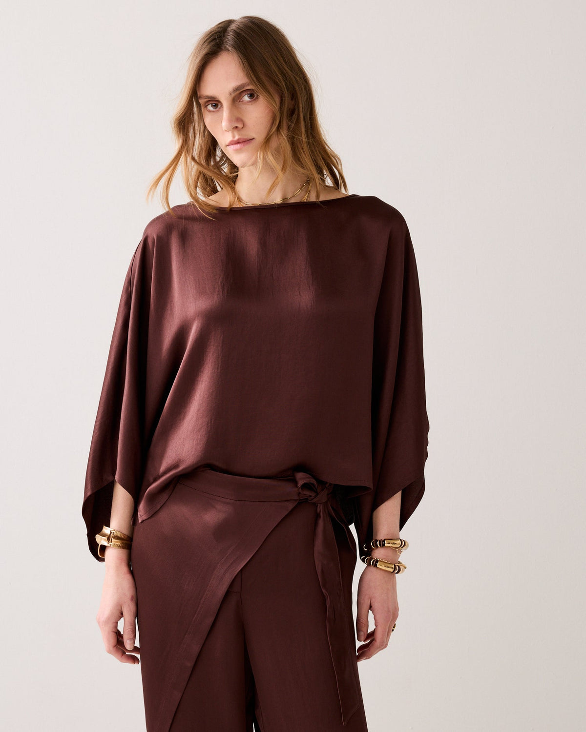 Summum Top Heavy Silky Touch Coffee kimono sleeve boxy top — Zoe Clare Leura Village Blue Mountains