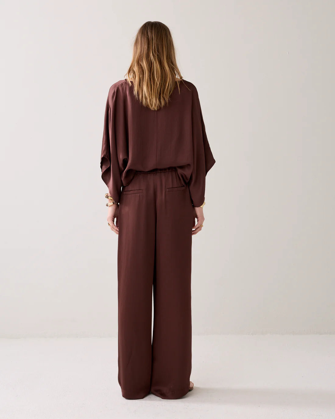Summum Pants Heavy Silky Touch in Coffee - side