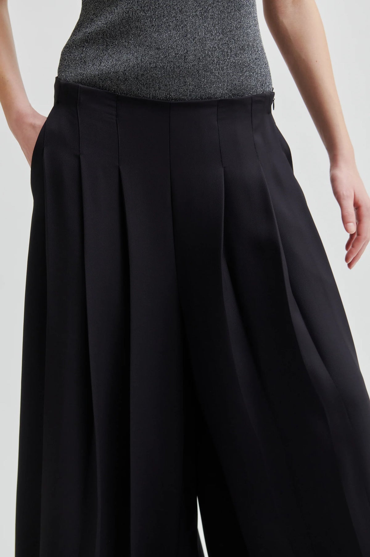 Second Female - Glara Black Pleated Pants