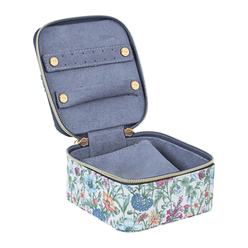 Liberty Jewelry Cube