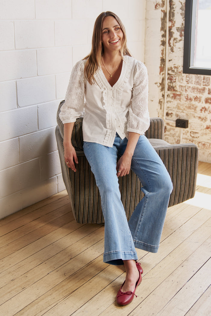Kireina Alicia Shirt in white, front view showing button-through placket