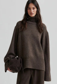 Second Female - Alpha Knit T-Neck - Delicioso