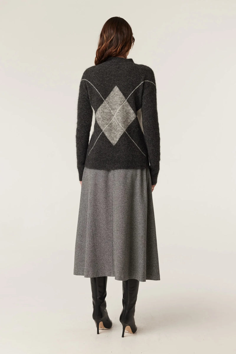 Cable - Aberdeen Argyle Jumper - Charcoal