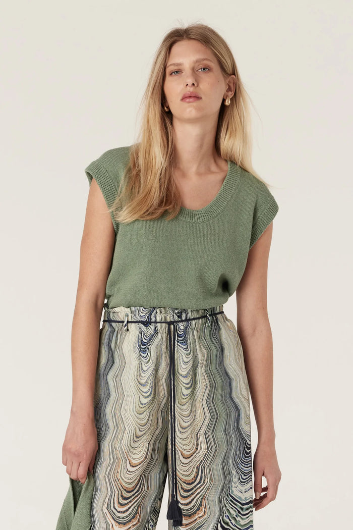 Cable - Flax Scoop Top - Field Green