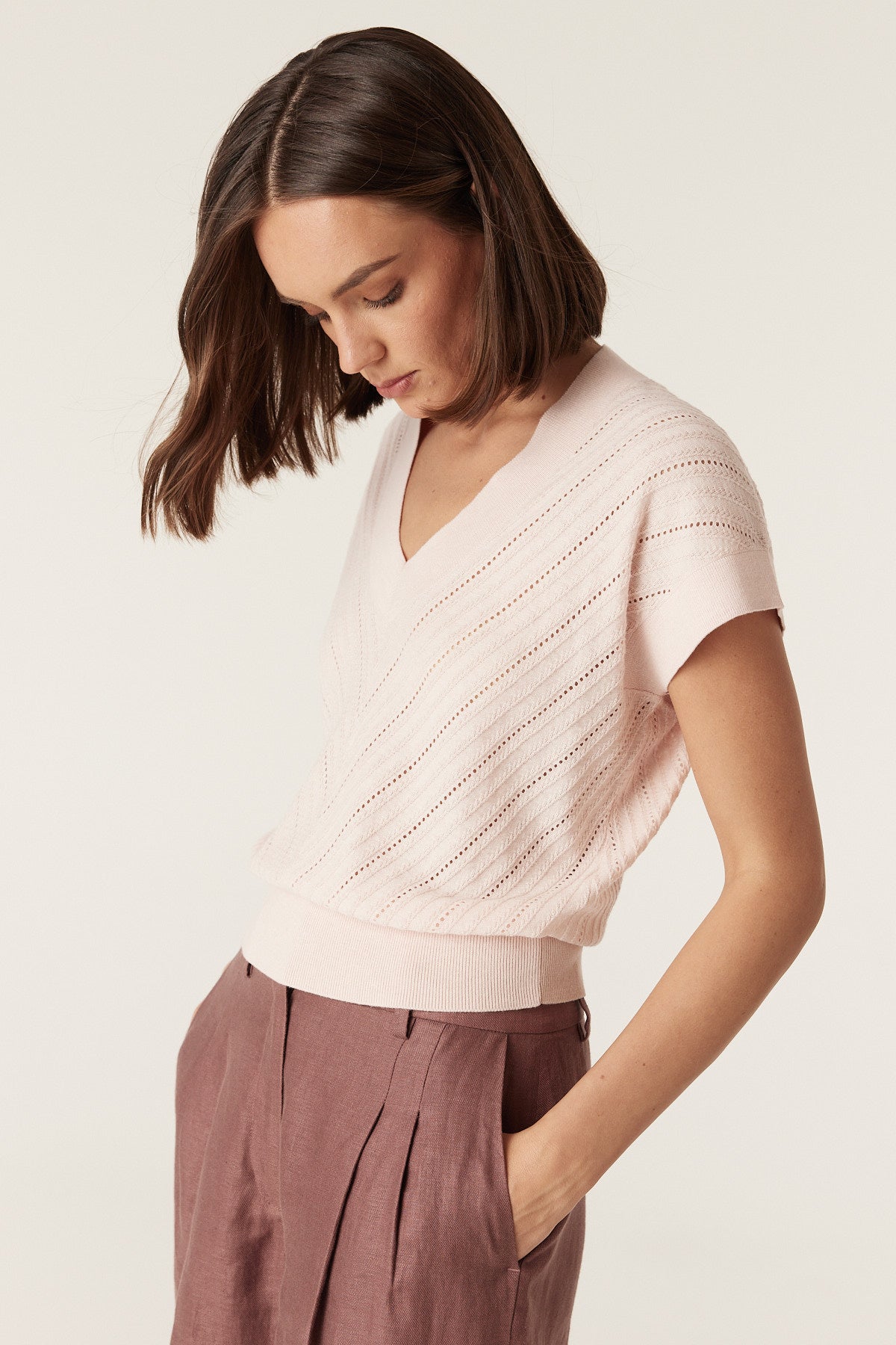 Cable Cotton Cashmere V Top in Pale Pink