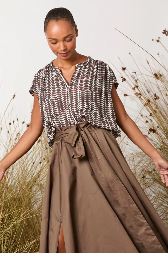 M.A. Dainty Celebrations Retro Blue/Brown Top
