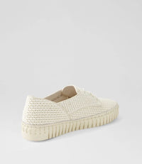 Django & Juliette - Hamburg Synthetic Raffia Sneakers in Nougat