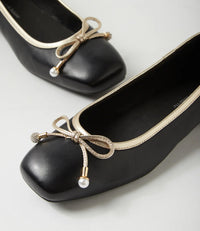 Django & Juliette - Foyers