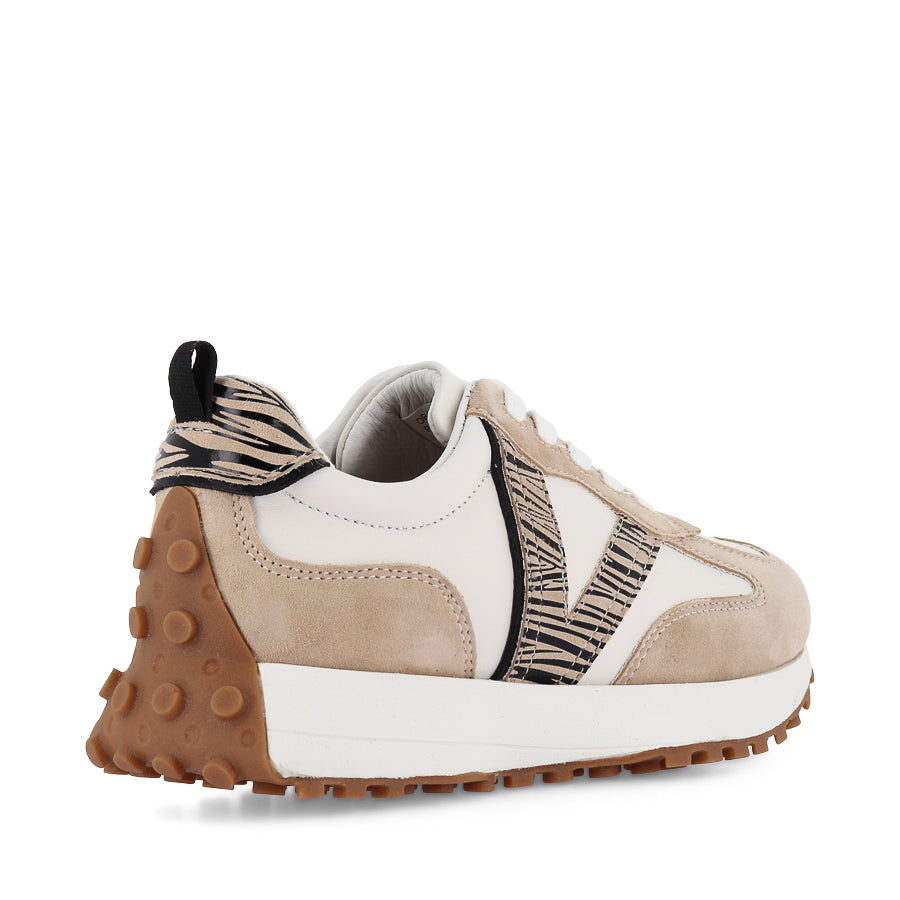 Django & Juliette Orange sneaker in Beige White top view