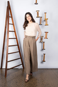 M.A. Dainty Downtown Linen Pant in Rock, back view