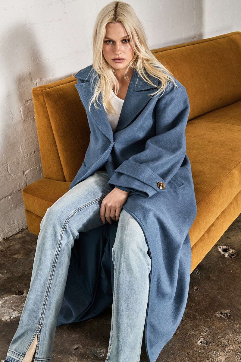 Gwyneth Coat