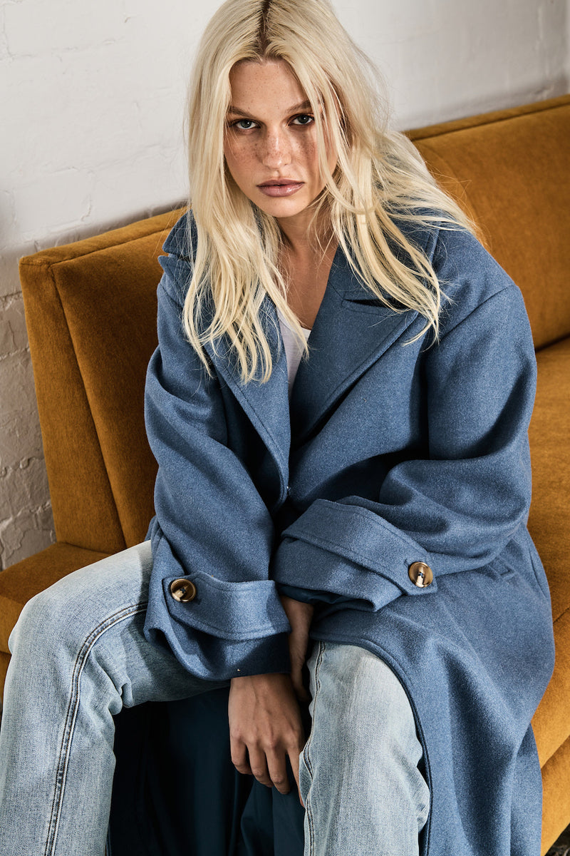 Gwyneth Coat