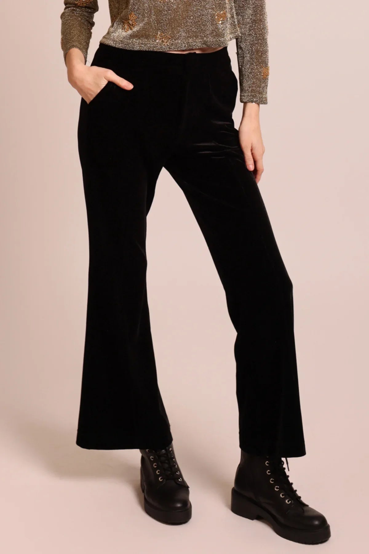 Traffic People - Ceeci Velvet Pants - Black