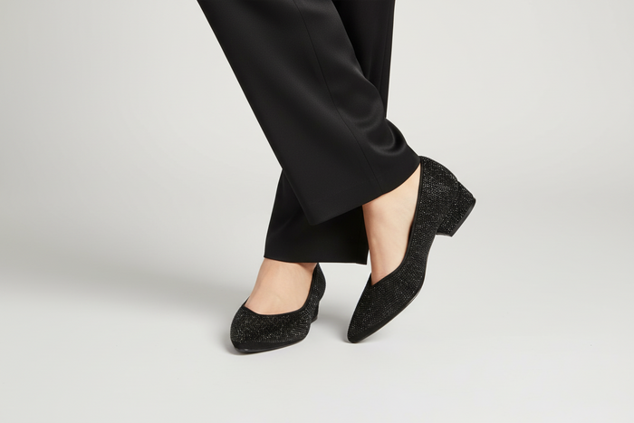 Chrissie Contour - Eddie - Suade Crystal Black