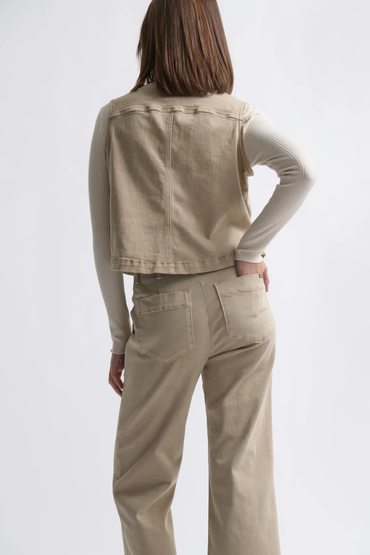 Kireina - Erica Vest - Arizona Wash