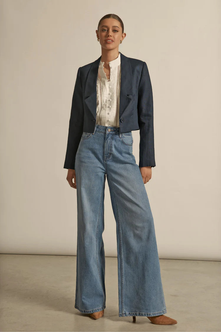 Zoe Kratzmann - Aura Jeans
