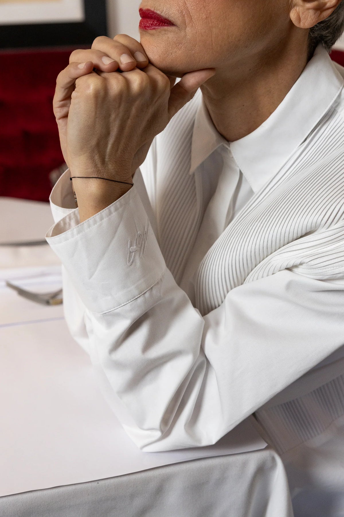 M.A. Dainty Bobby Pin Shirt — White