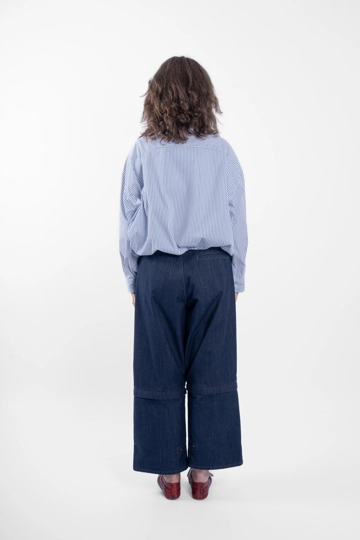 M.A. Dainty Treetops — White/Blue Stripe