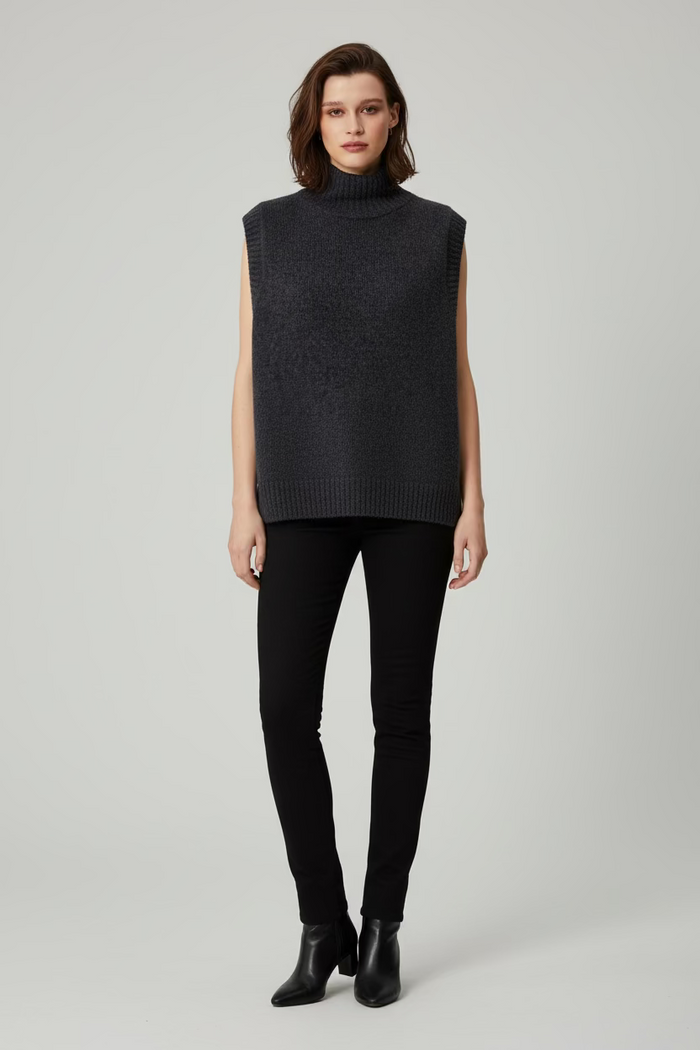 Alete - Twisted Collar Vest