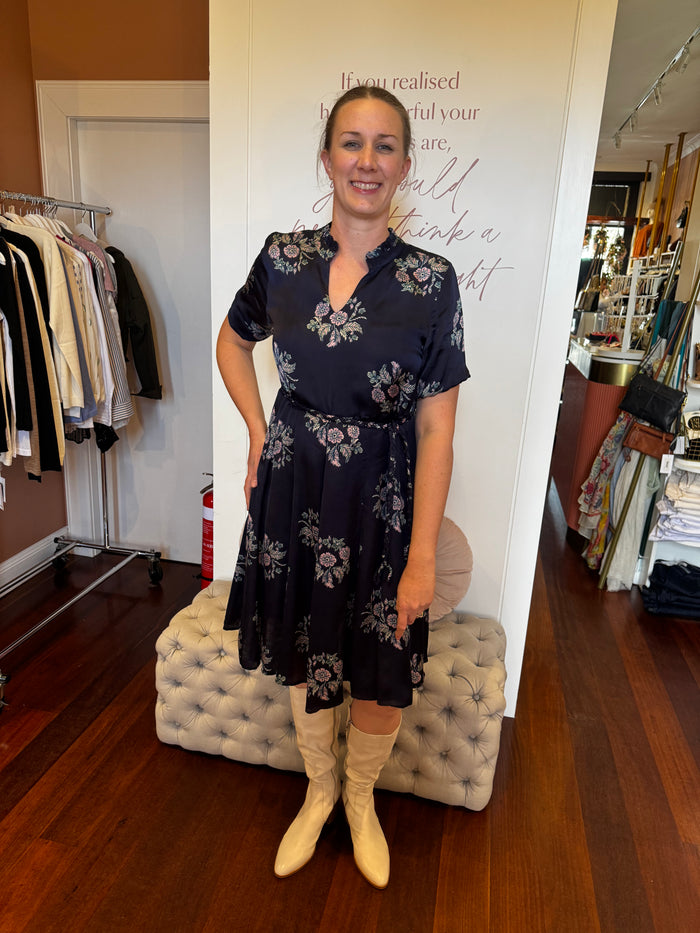 Lola - Georgia Silky Wreath Midi Dress