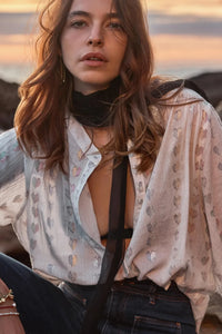 Ines "Love Heart Blouse" Ercu