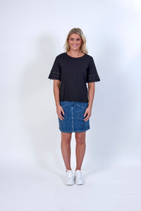 Black - Vida Tee