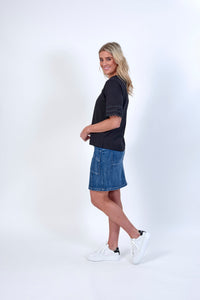 Black - Vida Tee