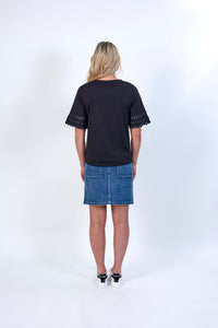 Black - Vida Tee