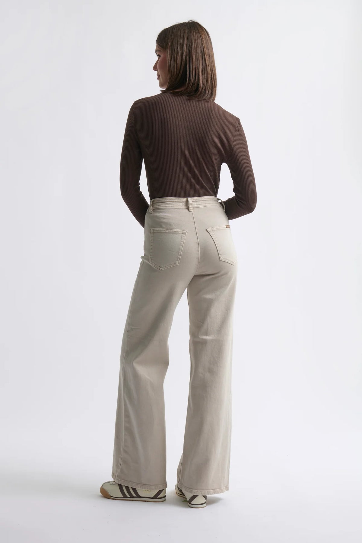 Kireina - Harper Jean in Sand with Leather Pocket