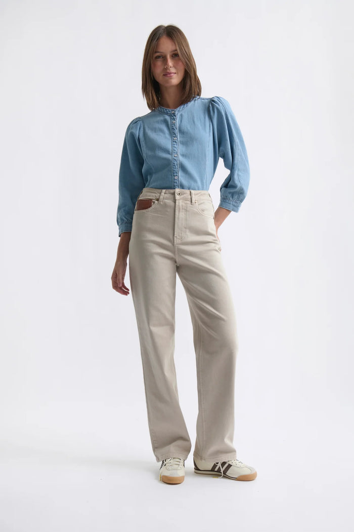 Kireina - Bonnie Jean in Sand with Leather Pocket