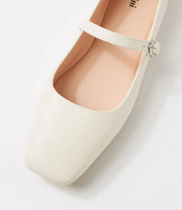 Mollini - Tokena Ballet Flat - Cream