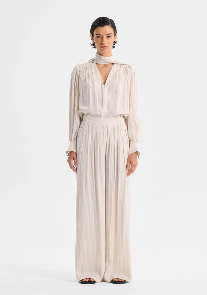 Morrison - Lena V-Neck Top Nougat