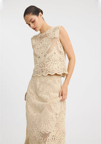 Morrison Marisol Reversible Vest Natural - styled