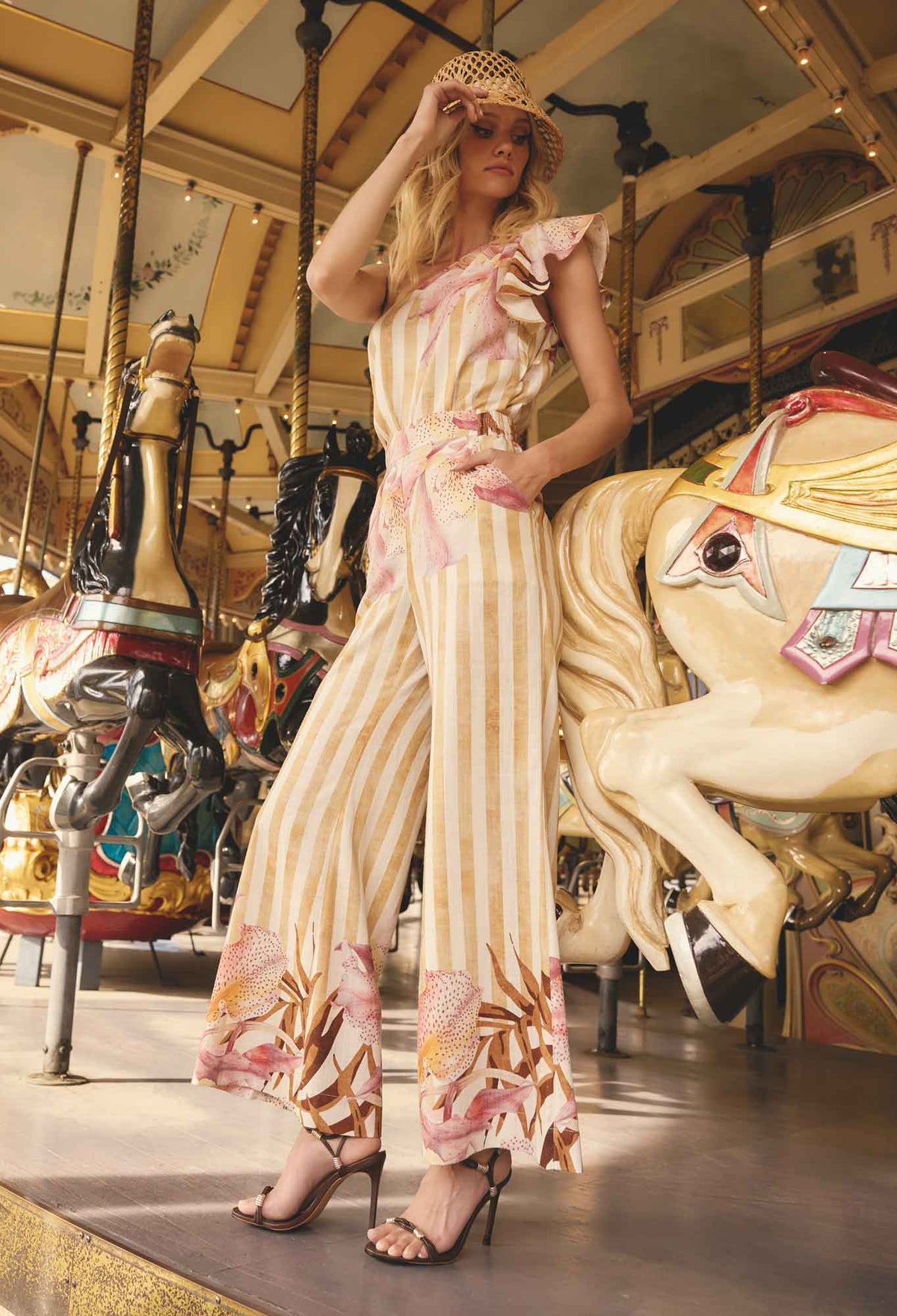 Once Was Willow Elastic Waist Printed Pant in Golden Promenade