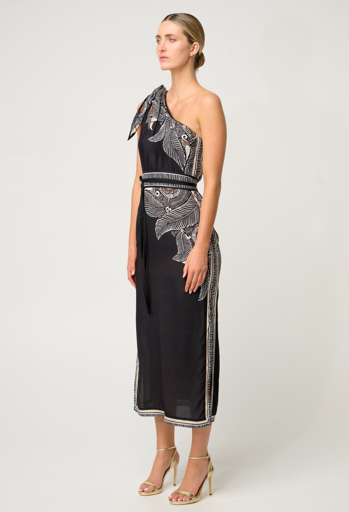 Once Was - Amira One Shoulder Linen Viscose Dress in Onyx Casablanca