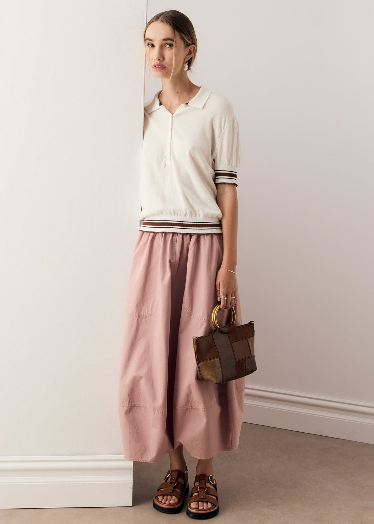POL Dahlia Knit Polo White/Toffee styled